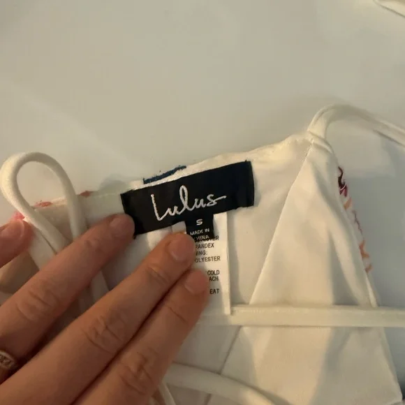 Lulu's 2 piece set🌸 - Picture 8 of 8